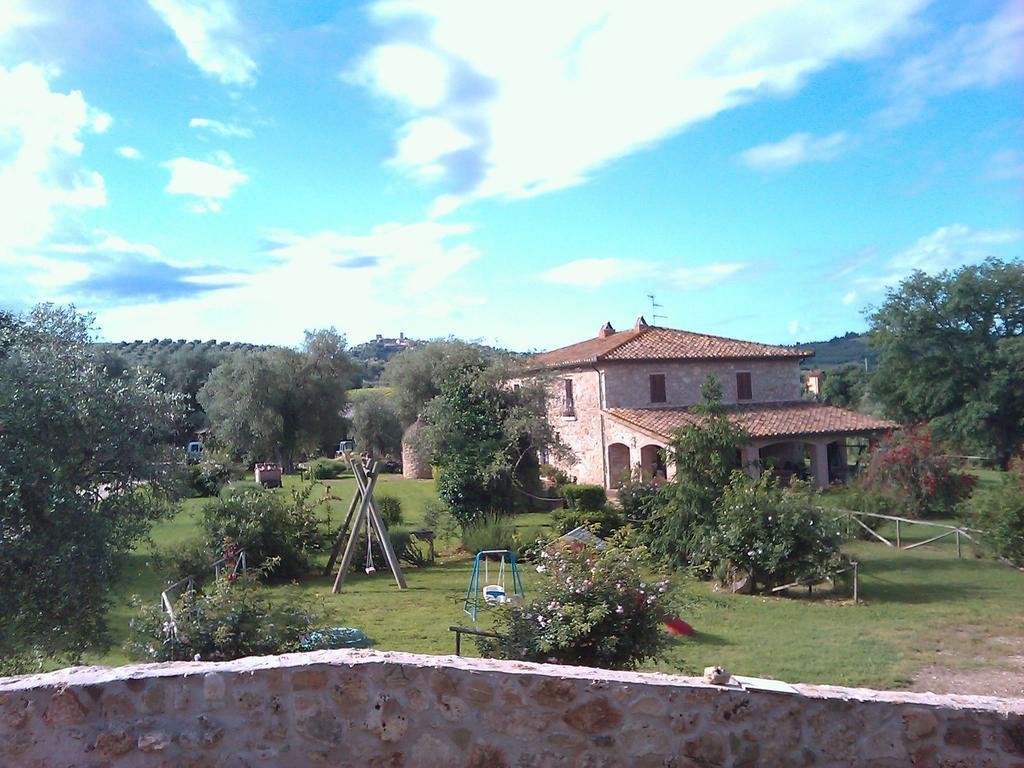Agriturismo Il Poggiolo Монтемерано Экстерьер фото